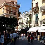 Rosa Thea Lägenhet Taormina