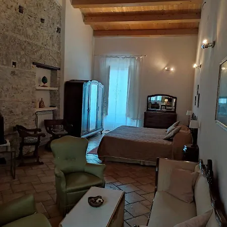 Rosa Thea Apartament