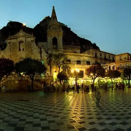 Rosa Thea Apartament